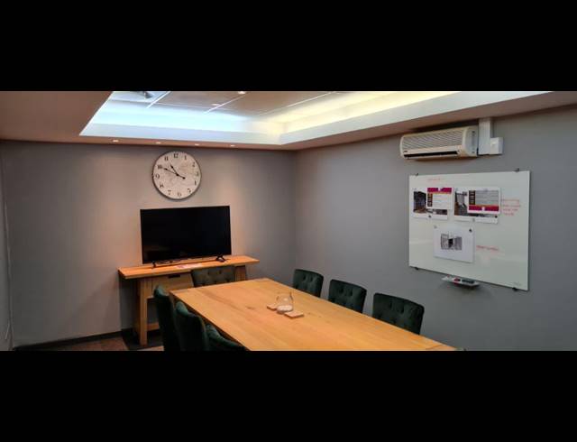 151M² OFFICE SOLD IN STEENBERG
